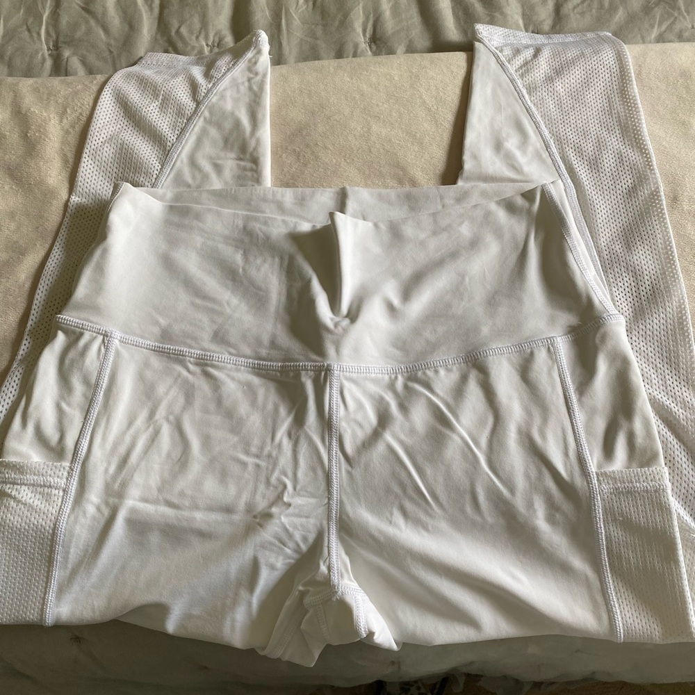 🤍 EUC Aerie leggings